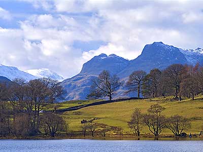 The Langdales from Loughrigg Tarn - Download this Lake District Wallpaper